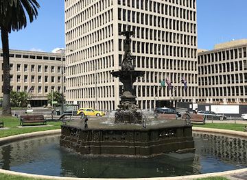 australia/melbourne/landmark/coaxial-cable-memorial-plaque