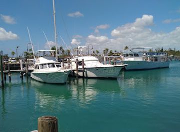 the-bahamas/rum-cay/landmark/port-lucaya-marketplace