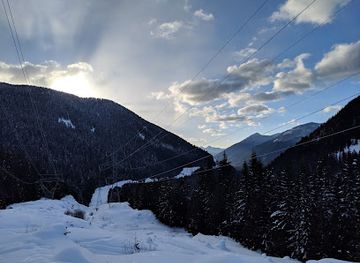 washington/eastern-washington/landmark/scenic-hot-springs