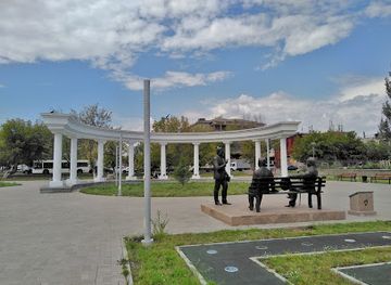 kazakhstan/nur-sultan/landmark/ush-baiterek-monument