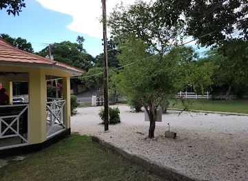 jamaica/treasure-beach/landmark/treasure-beach-inn-and-bar