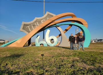 oklahoma/tulsa/landmark/route-66-tulsa-admiral-landmark