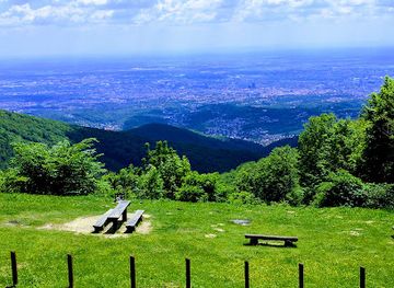 croatia/medvednica-mountain/landmark/izletiste-kraljicin-zdenac