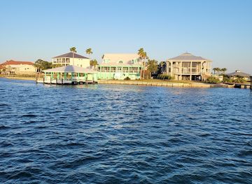 alabama/orange-beach/landmark/sail-wild-hearts