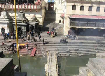 nepal/kathmandu/pashupatinath/landmark/kailash-dada