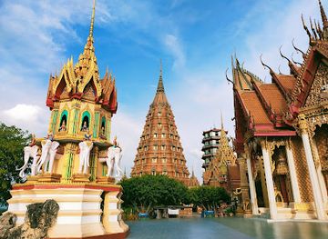 thailand/kanchanaburi/tha-maka/landmark/giant-raintree-monkey-pod-tree
