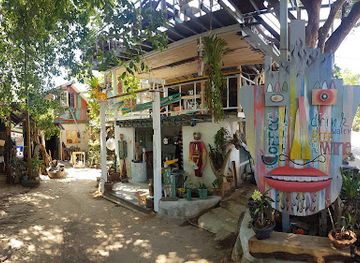 thailand/phuket/rawai/landmark/phuket-art-village