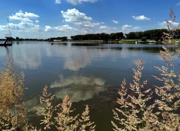 poland/lublin-upland/landmark/zalew-zemborzycki