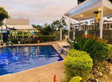 costa-rica/limon/landmark/hotel-luna