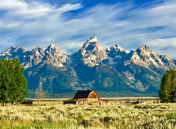 wyoming/black-hills/landmark/t-a-moulton-barn