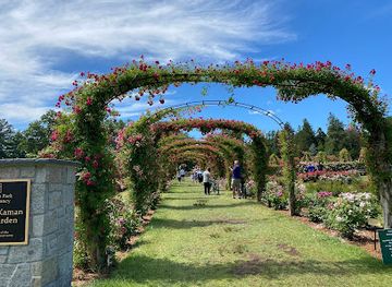 connecticut/hartford/west-end/landmark/elizabeth-park-conservancy