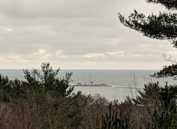 massachusetts/gloucester/landmark/ravenswood-park