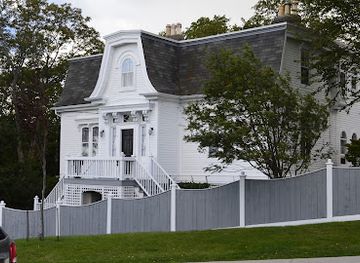 canada/atlantic-canada/landmark/fort-townshend-national-historic-site-of-canada