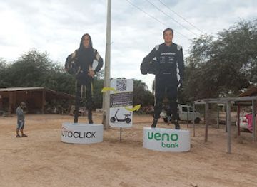 paraguay/chaco-central/landmark/picada-500-chaco-paraguayo