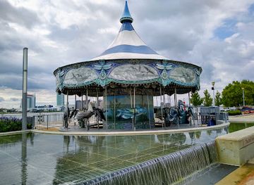 michigan/detroit/landmark/cullen-family-carousel