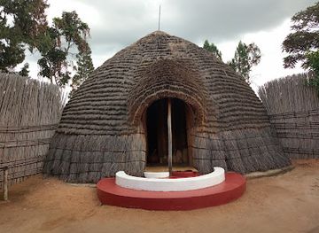 rwanda/northern-province/landmark/king-s-palace-museum