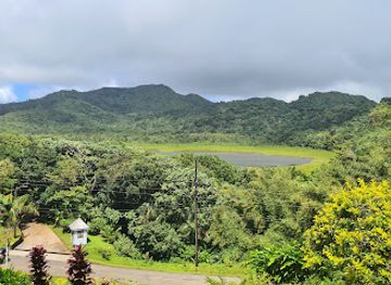 grenada/annandale-falls/landmark/grand-etang-lake