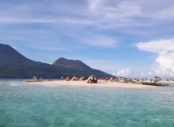 philippines/camiguin/landmark/white-island