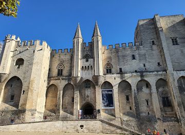 france/avignon/rocher-des-doms/landmark/palais-des-papes