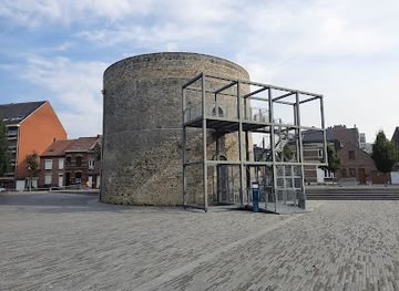 belgium/hainaut-hills/landmark/la-tour-valenciennoise