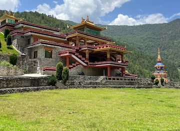 india/tawang/landmark/thupsung-dhargye-buddhist-monastery-dirang-west-kameng-district-arunachal-pradesh-india