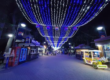 uzbekistan/tashkent-region/landmark/night-lights-walking-district