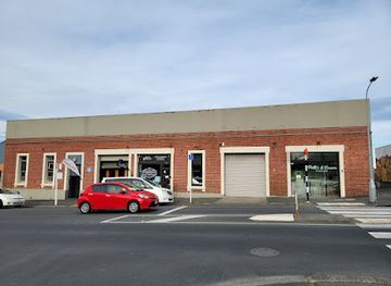 new-zealand/dunedin/landmark/historic-cable-car-terminal-building