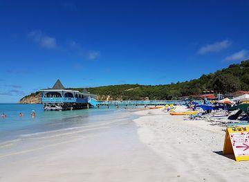 antigua-and-barbuda/dickenson-bay/landmark/tony-s-water-sports-beach-bar-grill-on-dickeson-bay
