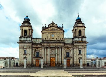 guatemala/guatemala-city/landmark/catedral-metropolitana-de-santiago-de-guatemala