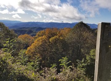 north-carolina/great-smoky-mountains/landmark/lickstone-overlook