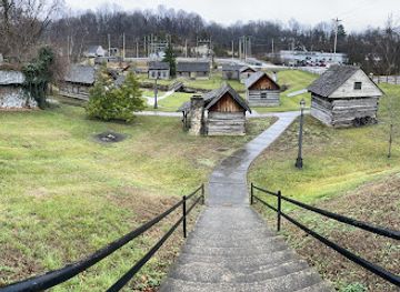 kentucky/bardstown/landmark/old-bardstown-village-civil