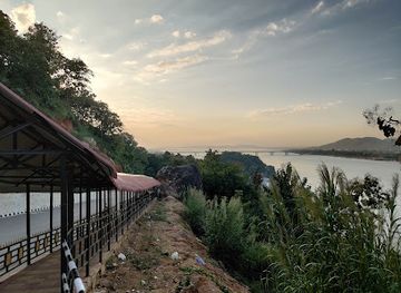 india/guwahati/landmark/sunset-point