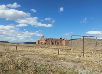 armenia/arpi-lake/landmark/yereruyk-surb-karapet-temple