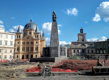 poland/lodz/landmark/old-town-hall-in-lodz