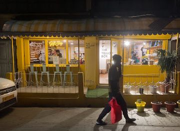 india/darjeeling/landmark/the-yellow-box