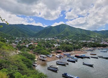 colombia/santa-marta/taganga/landmark/bahia-de-taganga