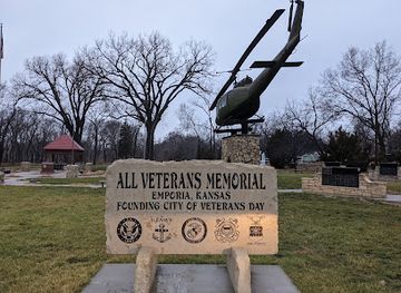 kansas/emporia/landmark/emporia-all-veterans-memorial