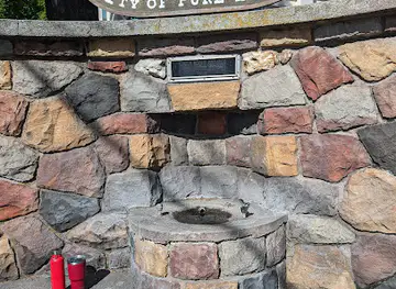 Mt Shasta Memorial Fountain