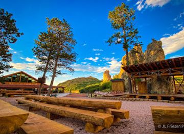 colorado/colorado-springs/landmark/flying-w-ranch-chuckwagon-suppers-and-original-western-stage-show