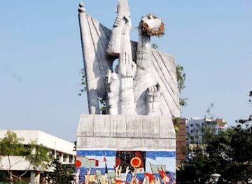 bangladesh/chittagong/landmark/biplob-udyan
