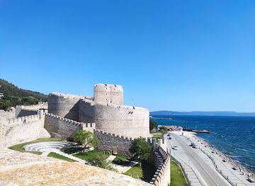 turkiye/canakkale/landmark/sergant-yahya-martyrs-cemetery-and-memorial