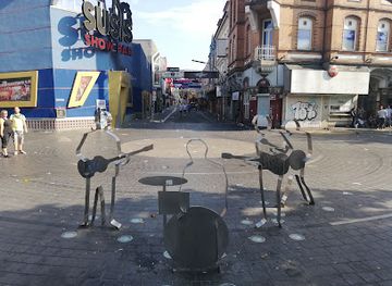 germany/hamburg/st-pauli/landmark/beatles-platz