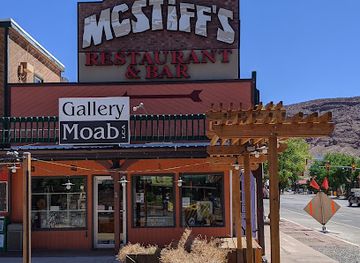 utah/moab/landmark/gallery-moab-lca