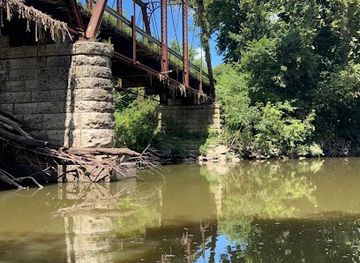 missouri/sedalia/landmark/grand-avenue-historic-bridge