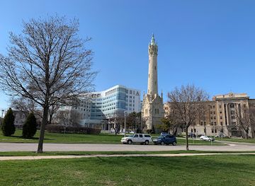 wisconsin/milwaukee/downtown/landmark/north-point-water-tower