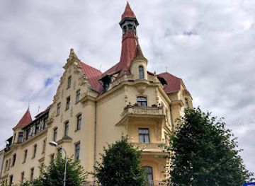 latvia/kurzeme/landmark/riga-art-nouveau-center-museum
