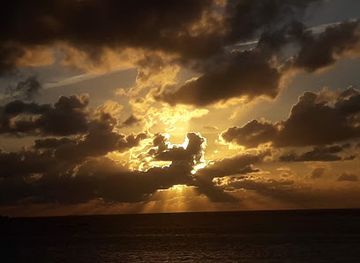 guernsey/st-saviour/landmark/l-eree-bay