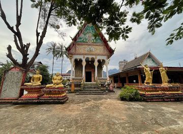 laos/vientiane-province/landmark/wat-kang
