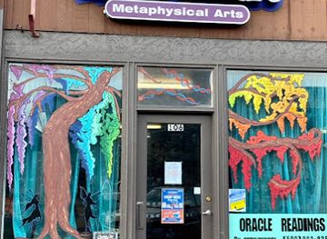 washington/yakima/landmark/three-sisters-metaphysical-arts