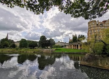 united-kingdom/bath/landmark/prince-bladud-and-the-pig